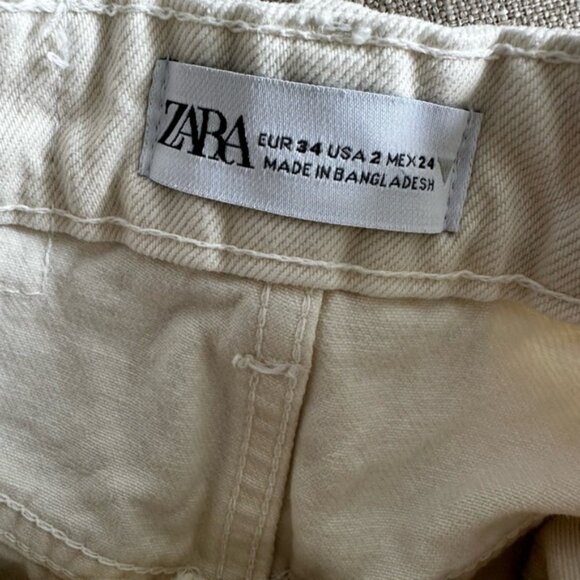 Zara Women's White short - Picture 3 of 3